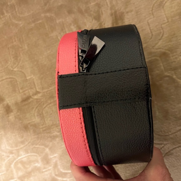 Cosmetic box - Picture 3 of 9